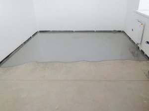 Samonivelační hmota CHEMOS Garáž