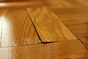 Jak se vyhnout poškození dřevěné podlahy?