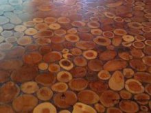 Dřevěná podlaha pro šikovné kutily